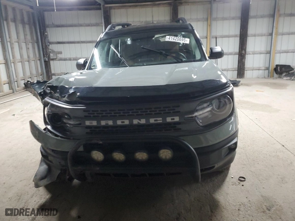 2022 Ford Bronco Sport Badlands with VIN 3FMCR9D98NRE30359, listed as a Copart auction lot 41420695 with NaN miles and Salvage Title. Bid and sale history available at carsss.com. Image 5.