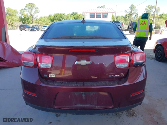 2015 Chevrolet Malibu LT with VIN 1G11C5SL0FF258582, listed as a IAAI auction lot 41770803 with 195,628 mi miles. Bid and sale history available at carsss.com. Image 16.