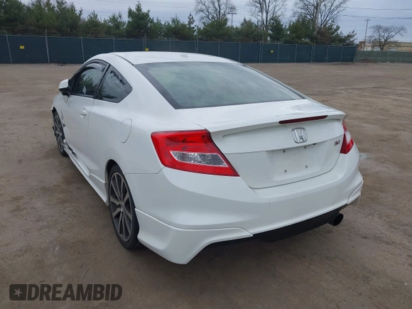 2013 Honda Civic Si z VIN 2HGFG4A53DH704042, wystawiony jako IAAI lot #42033646 z przebiegiem 88 984 mil mil oraz . Historia ofert i sprzedaży dostępna na DreamBid. Obrazek 3.