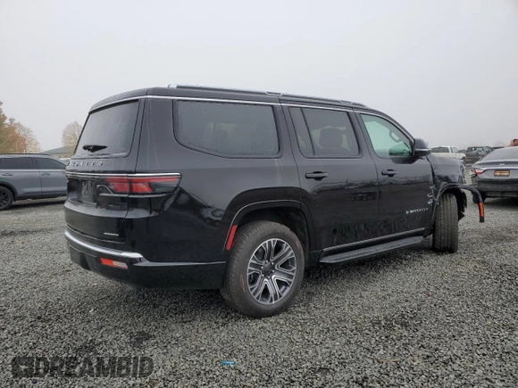 2024 Jeep Wagoneer Series II with VIN 1C4SJVBP1RS175162, listed as a Copart auction lot 76822904 with 7,692 mi miles and Clean Title. Bid and sale history available at DreamBid. Image 3.