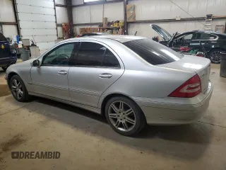 2007 Mercedes-Benz C 280 Luxury with VIN WDBRF54H57F932753, listed as a Copart auction lot 57298235 with 175,759 mi miles and Clean title. Bid and sale history available at DreamBid. Image 2.