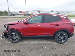 2021 Buick Encore GX Essence with VIN KL4MMGSL5MB118720, listed as a IAAI auction lot 42526561 with 135,855 mi miles and . Bid and sale history available at DreamBid. Image 14.