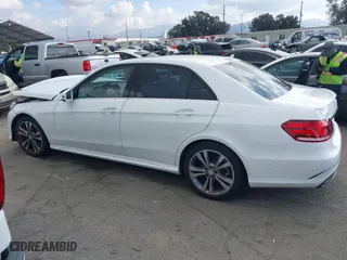 2016 Mercedes-Benz E-Class E 350 Sport with VIN WDDHF5KB4GB255588, listed as a IAAI auction lot 41547556 with 72,981 mi miles. Bid and sale history available at carsss.com. Image 14.