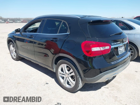 2017 Mercedes-Benz GLA 250 z VIN WDCTG4EB1HJ318574, wystawiony jako IAAI lot #41817092 z przebiegiem 120 435 mil mil oraz . Historia ofert i sprzedaży dostępna na DreamBid. Obrazek 3.