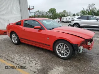 2013 Ford Mustang V6 z VIN 1ZVBP8AM1D5223156, wystawiony jako Copart lot #54687355 z przebiegiem 134 447 mil mil oraz Szkoda całkowita • Salvage title. Historia ofert i sprzedaży dostępna na DreamBid. Obrazek 4.