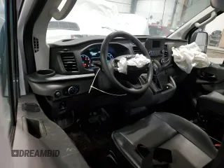 2024 Ford Transit Cargo with VIN 1FTBR1Y88RKB38322, listed as a Copart auction lot 45318395 with 1,168 mi miles and Salvage Title. Bid and sale history available at DreamBid. Image 8.