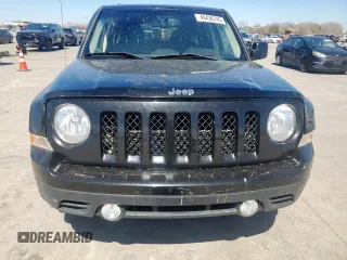 2017 Jeep Patriot Latitude with VIN 1C4NJPFB3HD183676, listed as a Copart auction lot 49436745 with 160,690 mi miles and Clean Title. Bid and sale history available at DreamBid. Image 5.
