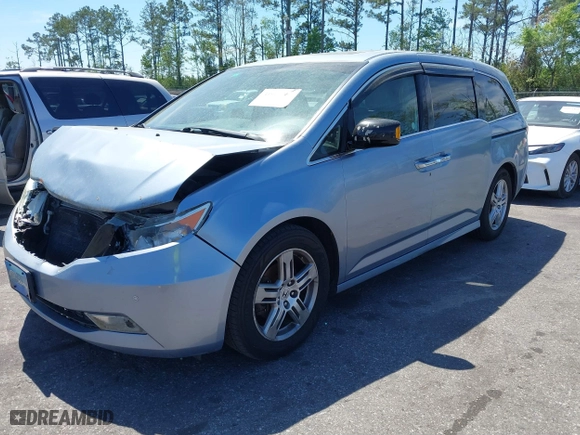 2013 Honda Odyssey Touring with VIN 5FNRL5H94DB069716, listed as a IAAI auction lot 41901369 with 243,492 mi miles. Bid and sale history available at carsss.com. Image 19.