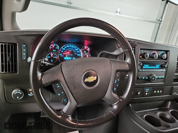 2022 Chevrolet Express Cargo with VIN 1GCWGAFPXN1225074, listed as a IAAI auction lot 42774188 with 101,508 mi miles and . Bid and sale history available at DreamBid. Image 3.
