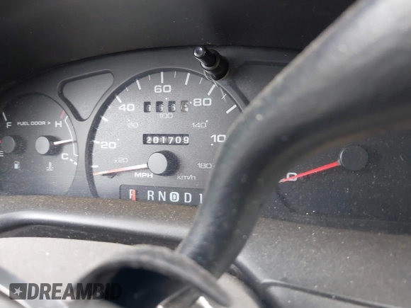 2000 Ford Taurus SE with VIN 1FAFP5320YG151249, listed as a IAAI auction lot 39055732 with 201,709 mi miles and . Bid and sale history available at DreamBid. Image 7.