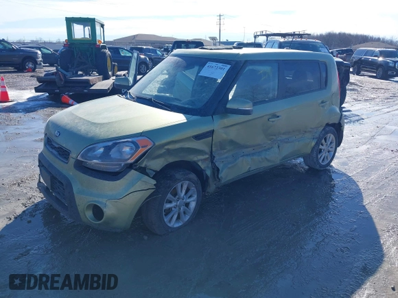 2013 Kia Soul + z VIN KNDJT2A67D7518517, wystawiony jako IAAI lot #41672301 z przebiegiem Nie podano mil oraz . Historia ofert i sprzedaży dostępna na DreamBid. Obrazek 16.