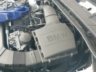 2011 BMW 3 Series 335i с VIN WBAPM5C58BE577918, выставлен на аукционе IAAI как лот 42398123 с пробегом 109 610 миль миль и . История ставок и продаж доступна на DreamBid. Изображение 19.