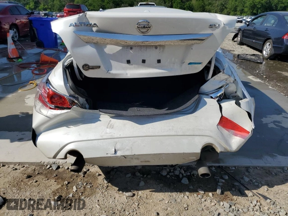 2014 Nissan Altima S with VIN 1N4AL3AP7EC103999, listed as a Copart auction lot 53738135 with 152,910 mi miles and Salvage Title. Bid and sale history available at DreamBid. Image 6.