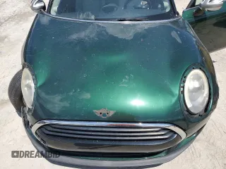 2016 MINI Clubman z VIN WMWLN5C5XG2E29275, wystawiony jako Copart lot #68162014 z przebiegiem 79 754 mil mil oraz Nie do naprawy. Historia ofert i sprzedaży dostępna na DreamBid. Obrazek 11.