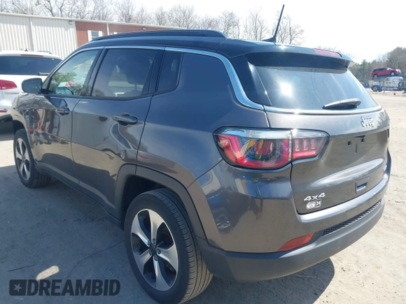 2020 Jeep Compass Latitude z VIN 3C4NJDBB3LT148966, wystawiony jako IAAI lot #41899107 z przebiegiem 35 782 mil mil oraz . Historia ofert i sprzedaży dostępna na DreamBid. Obrazek 3.