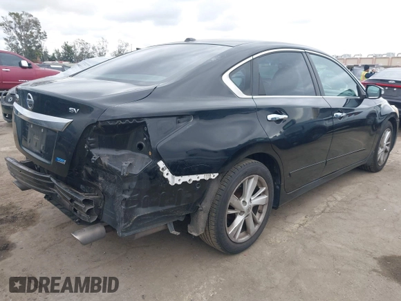 2014 Nissan Altima SV with VIN 1N4AL3AP4EC299772, listed as a IAAI auction lot 42054810 with 134,374 mi miles and . Bid and sale history available at DreamBid. Image 4.