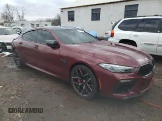 2021 BMW M8 z VIN WBSGV0C03MCF60039, wystawiony jako Copart lot #39737763 z przebiegiem Nie podano mil oraz . Historia ofert i sprzedaży dostępna na DreamBid. Obrazek 4.