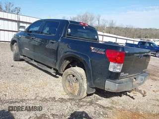 2013 Toyota Tundra 4WD Truck with VIN 5TFDW5F17DX275780, listed as a IAAI auction lot 41710728 with 160,298 mi miles. Bid and sale history available at carsss.com. Image 3.