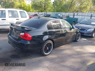 2006 BMW 3 Series 330xi with VIN WBAVD33576KV61101, listed as a IAAI auction lot 42601393 with 182,487 mi miles and . Bid and sale history available at DreamBid. Image 4.