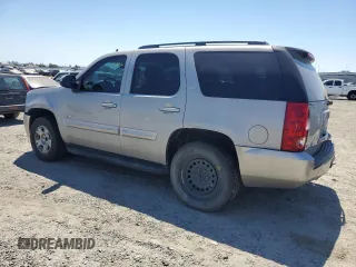 2007 GMC Yukon SLE with VIN 1GKFC13J27J328900, listed as a Copart auction lot 61531774 with 215,103 mi miles and Salvage Title. Bid and sale history available at carsss.com. Image 2.