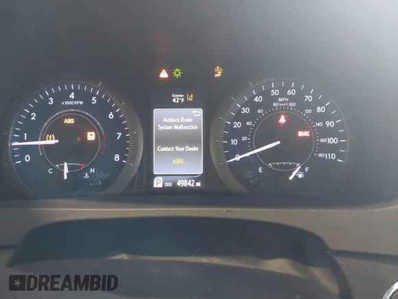 2018 Toyota Sienna XLE with VIN 5TDDZ3DC4JS200214, listed as a IAAI auction lot 41791876 with 49,842 mi miles. Bid and sale history available at carsss.com. Image 7.