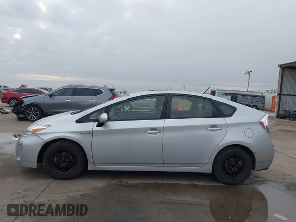 2015 Toyota Prius Four z VIN JTDKN3DU7F1942591, wystawiony jako IAAI lot #41439295 z przebiegiem 86 406 mil mil oraz . Historia ofert i sprzedaży dostępna na DreamBid. Obrazek 15.