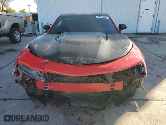 2018 Chevrolet Camaro ZL1 with VIN 1G1FJ1R63J0180928, listed as a Copart auction lot 44573285 with 36,835 mi miles and Salvage Title. Bid and sale history available at DreamBid. Image 5.