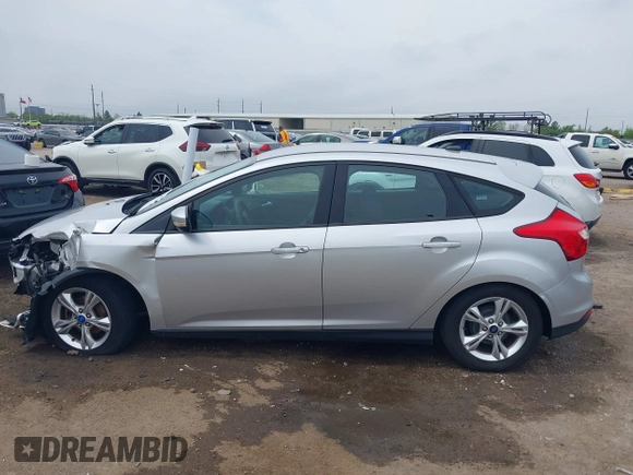 2013 Ford Focus SE with VIN 1FADP3K20DL279912, listed as a IAAI auction lot 41879460 with 189,782 mi miles. Bid and sale history available at carsss.com. Image 15.