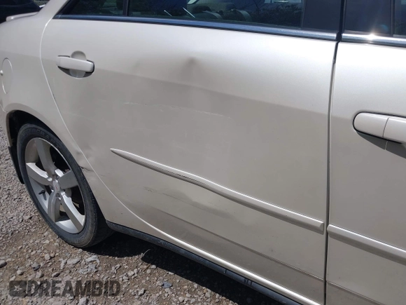 2008 Pontiac G6 GT with VIN 1G2ZH57N184175266, listed as a IAAI auction lot 42102626 with 175,685 mi miles. Bid and sale history available at carsss.com. Image 17.
