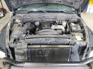 2004 Dodge 2500 SLT z VIN 3D7KU28C24G210761, wystawiony jako Copart lot #57334965 z przebiegiem 186 989 mil mil oraz Tytuł czysty. Historia ofert i sprzedaży dostępna na DreamBid. Obrazek 11.