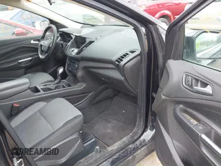 2019 Ford Escape SE z VIN 1FMCU9GD1KUA45891, wystawiony jako IAAI lot #41982627 z przebiegiem 97 546 mil mil oraz . Historia ofert i sprzedaży dostępna na DreamBid. Obrazek 5.