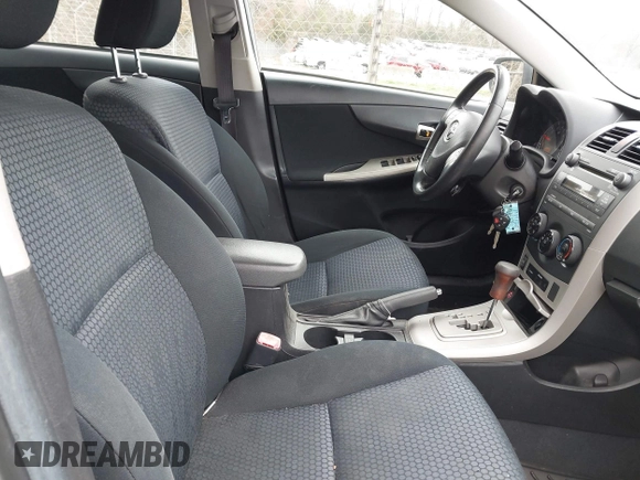 2009 Toyota Corolla XRS with VIN 1NXBE40E39Z011346, listed as a IAAI auction lot 41729272 with 174,906 mi miles. Bid and sale history available at carsss.com. Image 5.