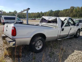 2001 Ford F-350 XL with VIN 1FTSW30F11EC16487, listed as a Copart auction lot 74970834 with 169,268 mi miles and Salvage Title. Bid and sale history available at DreamBid. Image 3.