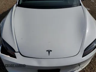 2025 Tesla Model 3 Long Range z VIN 5YJ3E1EB1SF962360, wystawiony jako Copart lot #54586115 z przebiegiem 391 mil mil oraz Szkoda całkowita • Salvage title. Historia ofert i sprzedaży dostępna na DreamBid. Obrazek 11.
