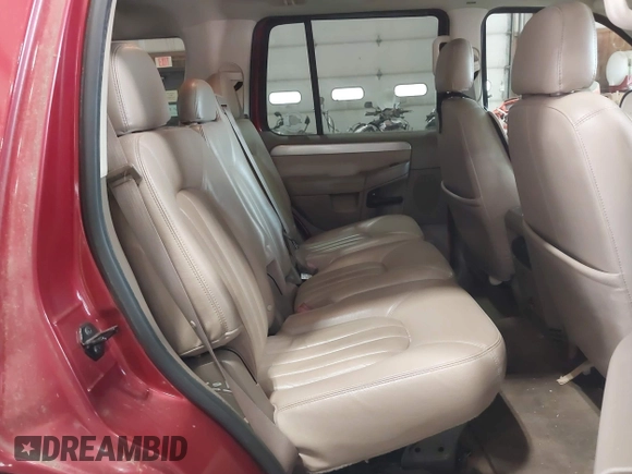 2004 Mercury Mountaineer z VIN 4M2DU86E44UJ22697, wystawiony jako IAAI lot #42428688 z przebiegiem 131 518 mil mil oraz . Historia ofert i sprzedaży dostępna na DreamBid. Obrazek 8.