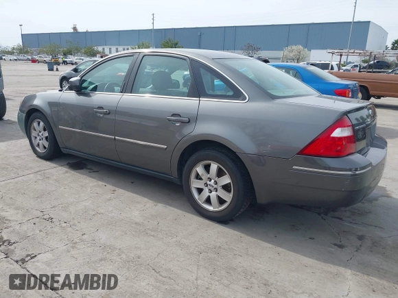 2006 Ford Five Hundred SEL with VIN 1FAFP24106G147137, listed as a IAAI auction lot 41823911 with 132,936 mi miles. Bid and sale history available at carsss.com. Image 3.