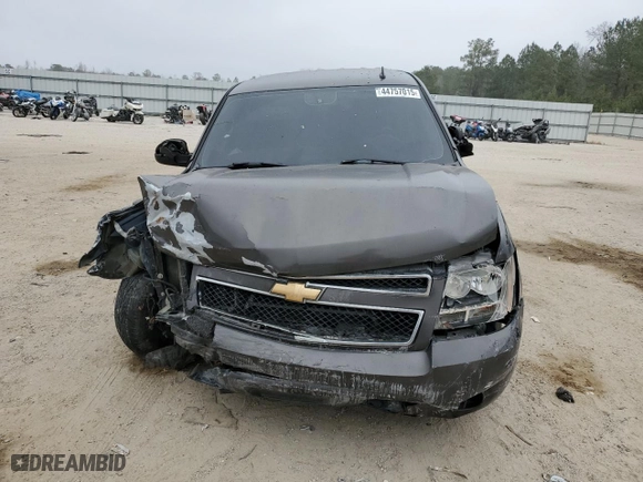 2007 Chevrolet Suburban LS with VIN 1GNFC16087J233778, listed as a Copart auction lot 44757015 with 285,393 mi miles and Salvage Title. Bid and sale history available at carsss.com. Image 5.
