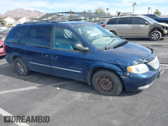 2001 Chrysler Town & Country Limited with VIN 2C8GP64L81R128221, listed as a IAAI auction lot 41630779 with 275,215 mi miles. Bid and sale history available at carsss.com. Image 1.