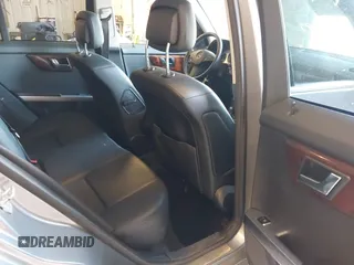 2010 Mercedes-Benz GLK 350 with VIN WDCGG8HB3AF429608, listed as a IAAI auction lot 42031299 with 131,696 mi miles and . Bid and sale history available at DreamBid. Image 8.