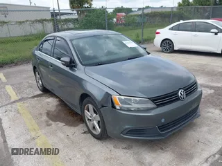 2013 Volkswagen Jetta TDI w/Premium with VIN 3VWLL7AJ4DM351806, listed as a IAAI auction lot 42654515 with 146,910 mi miles and . Bid and sale history available at DreamBid. Image 6.