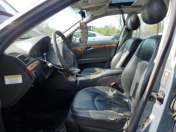 2005 Mercedes-Benz E 320 with VIN WDBUF82J55X168993, listed as a Copart auction lot 51930085 with 280,771 mi miles and Clean Title. Bid and sale history available at DreamBid. Image 7.
