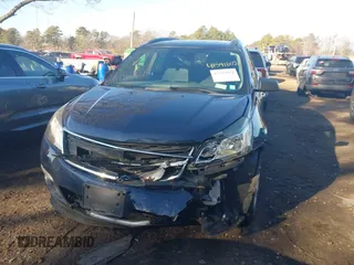 2016 Chevrolet Traverse LS with VIN 1GNKRFED8GJ251888, listed as a IAAI auction lot 41591602 with Not Provided miles. Bid and sale history available at carsss.com. Image 11.