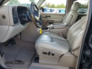 2003 Chevrolet Suburban with VIN 1GNFK16T83J218673, listed as a Copart auction lot 70991614 with 146,490 mi miles and Salvage Title. Bid and sale history available at carsss.com. Image 7.