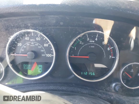 2011 Jeep Wrangler Unlimited Rubicon с VIN 1J4HA6H11BL641492, выставлен на аукционе IAAI как лот 42402713 с пробегом 112 156 миль миль и . История ставок и продаж доступна на DreamBid. Изображение 7.