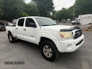 2009 Toyota Tacoma z VIN 3TMMU52N89M013827, wystawiony jako Copart lot #63806205 z przebiegiem 222 111 mil mil oraz Czysty tytuł • Clean title. Historia ofert i sprzedaży dostępna na DreamBid. Obrazek 1.