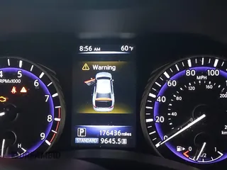 2015 Infiniti Q50 Premium z VIN JN1BV7AR0FM393387, wystawiony jako IAAI lot #42257850 z przebiegiem 176 436 mil mil oraz . Historia ofert i sprzedaży dostępna na DreamBid. Obrazek 15.