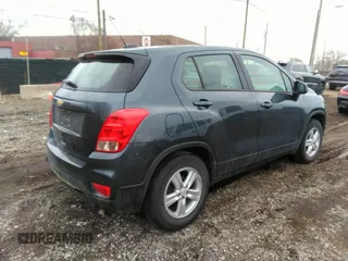 2021 Chevrolet Trax LS z VIN KL7CJKSB0MB322634, wystawiony jako IAAI lot #41705778 z przebiegiem 31 166 mil mil oraz . Historia ofert i sprzedaży dostępna na DreamBid. Obrazek 4.