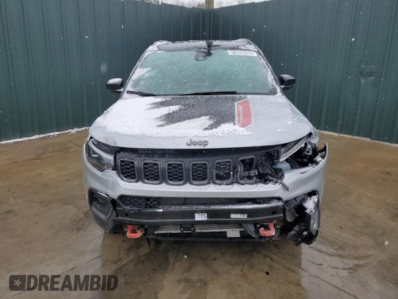 2025 Jeep Compass Trailhawk с VIN 3C4NJDDN4ST508770, выставлен на аукционе Copart как лот 41858495 с пробегом 10 591 миль миль и Чистый • Clean title. История ставок и продаж доступна на DreamBid. Изображение 5.