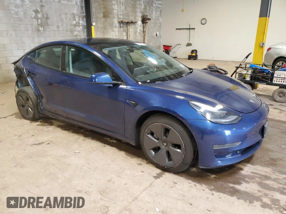 2022 Tesla Model 3 z VIN 5YJ3E1EA8NF369767, wystawiony jako Copart lot #59320655 z przebiegiem 103 069 mil mil oraz Czysty tytuł • Clean title. Historia ofert i sprzedaży dostępna na DreamBid. Obrazek 4.