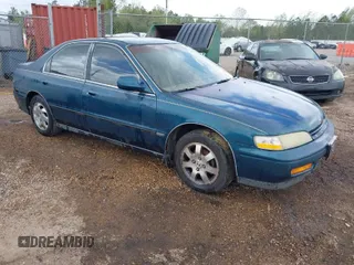 1994 Honda Accord LX with VIN 1HGCD5635RA157273, listed as a IAAI auction lot 41909466 with 196,202 mi miles. Bid and sale history available at carsss.com. Image 1.